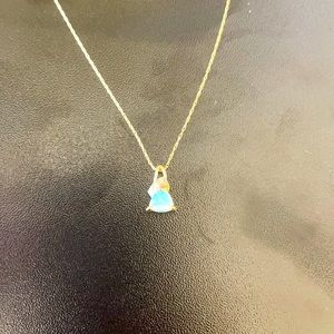 Opal pendant